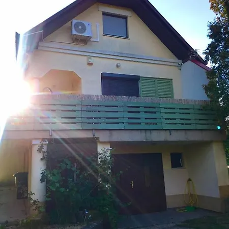 Csendes Vendeghaz, Families, Hikers & Bikers *