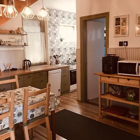 Csendes Vendeghaz, Families, Hikers & Bikers *