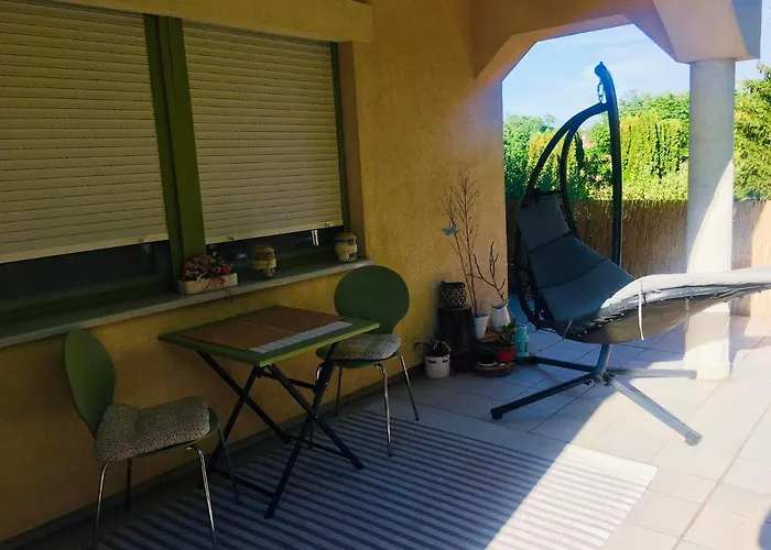 Csendes Vendégház, Families, Hikers&bikers Casa vacanze