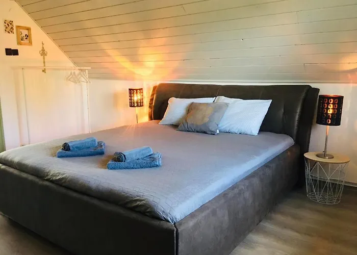 Casa de Férias Csendes Vendégház, Families, Hikers&bikers Cserszegtomaj