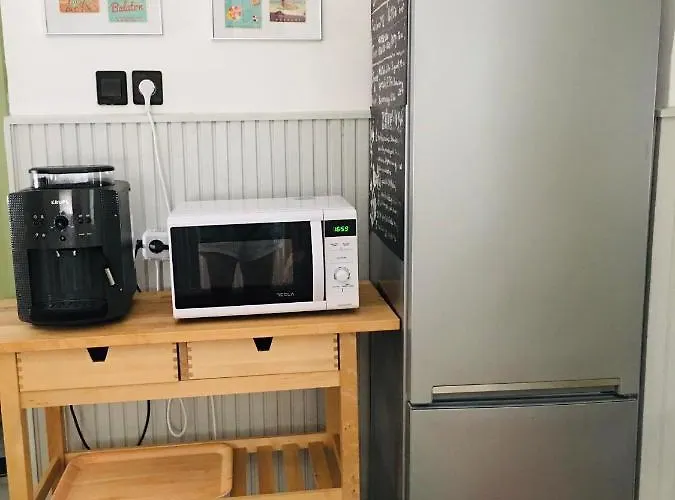 Csendes Vendeghaz, Families, Hikers & Bikers בית נופש *